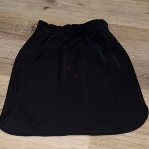 Lululemon Athletica On The Fly Black Skirt with Drawstring